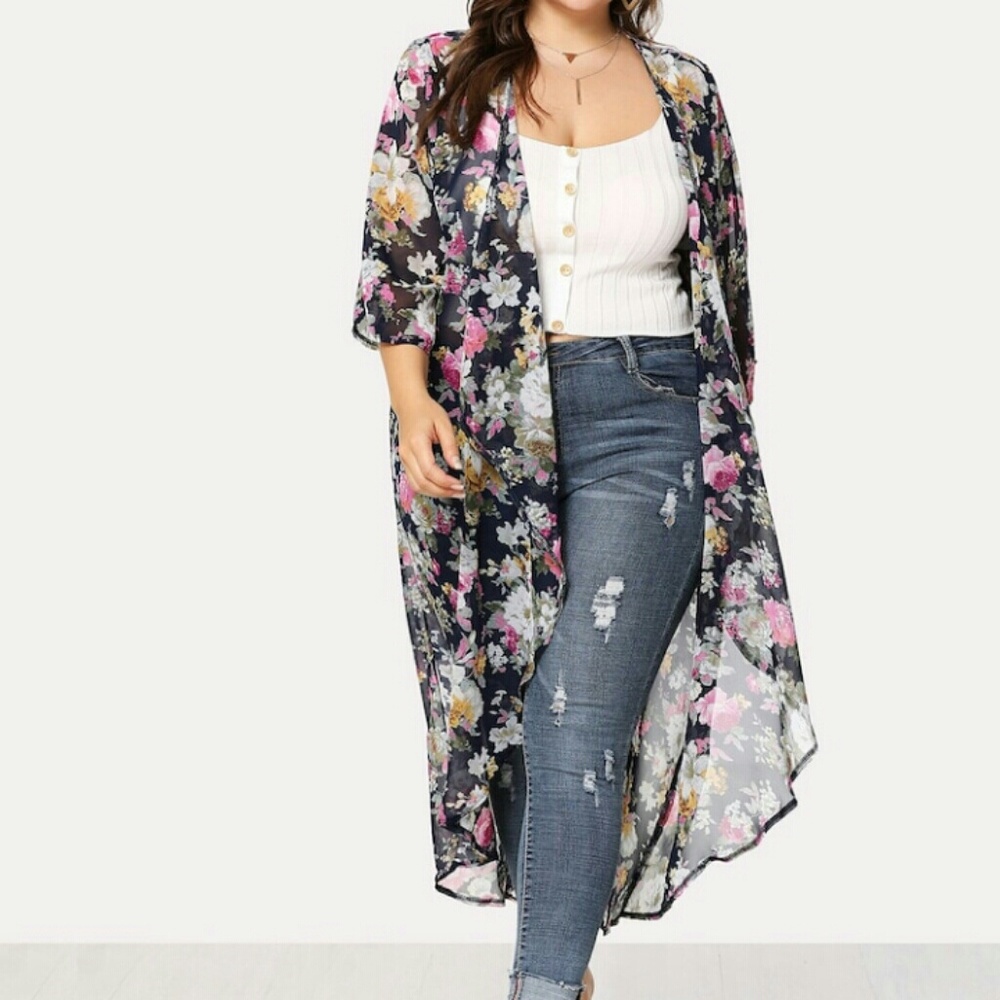 Beautiful Navy Floral Kimono - Picture 1 of 5